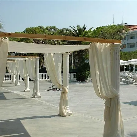 Domizia Palace