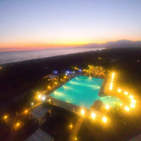 Hotell Domizia Palace Baia Domizia