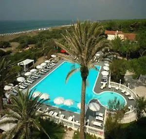 Domizia Palace Baia Domizia