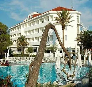 Domizia Palace Hotel