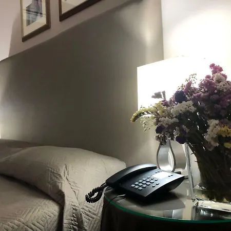 Domizia Palace Hotell 4*